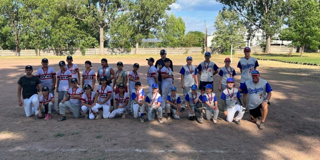 Team-picture-2-1-scaled-ps2znvjpg9hfltn4vxa011c7bph00gyyp5pojwi3fk